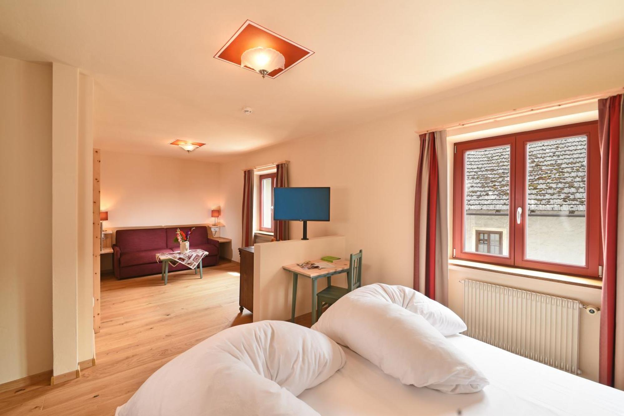 Hotel Gassenwirt Chienes Bagian luar foto