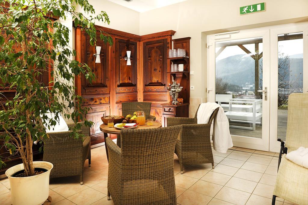 Hotel Gassenwirt Chienes Bagian luar foto