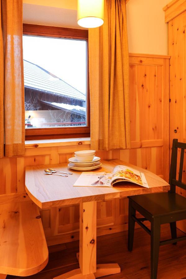 Hotel Gassenwirt Chienes Bagian luar foto